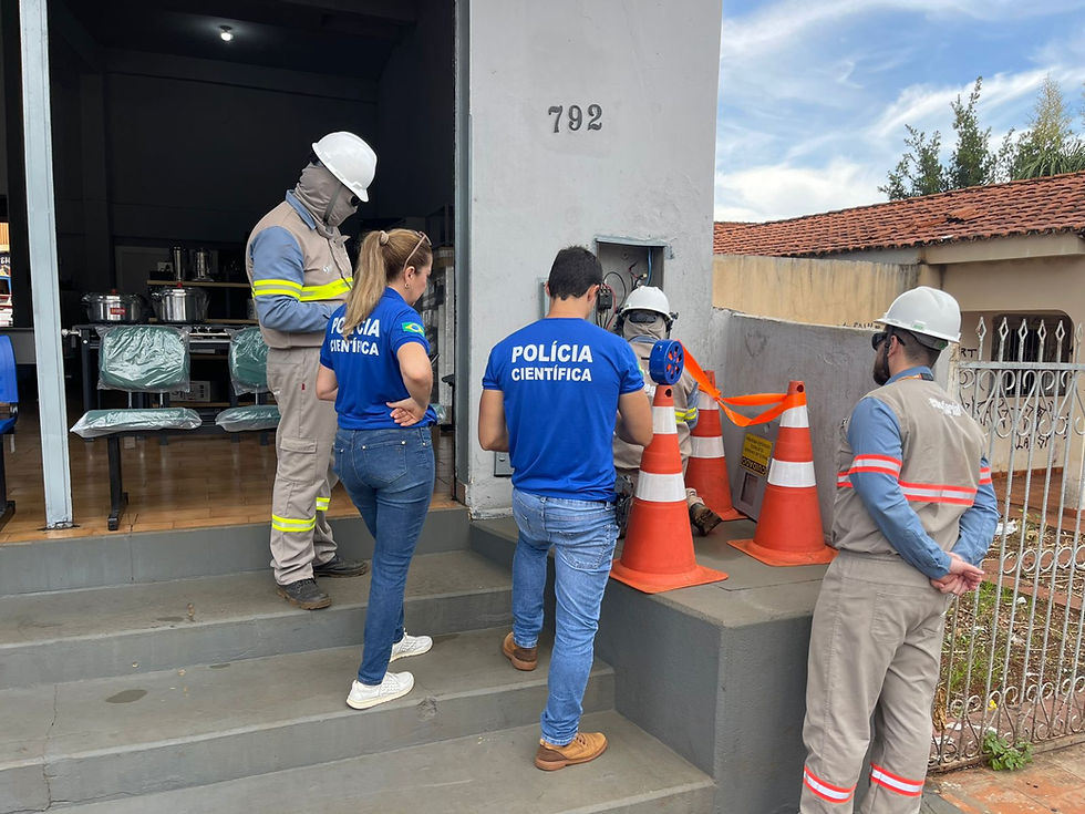 Hotel de Itumbiara é flagrado furtando energia e dono é preso em flagrante
