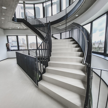 Stahlbau, Metallbau, Geländer, Treppen, Balkone, Innentreppen, Bürogebäude, Terrasse, Sichtschutz, Streckmetall