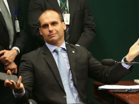 Ministros e filho de Bolsonaro são novos casos de covid da ida aos EUA