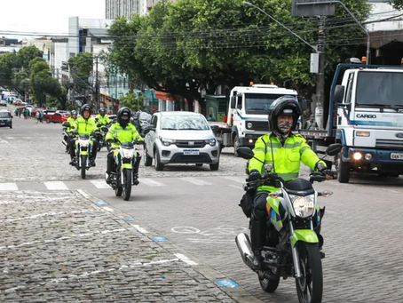 Manaus realiza operação para ordenar estacionamento no Centro