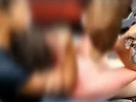 Mulher imobiliza assaltante com “mata-leão” no Centro de Manaus