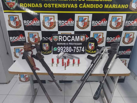 Cinco armas são apreendidas com dupla em rua no Amazonas