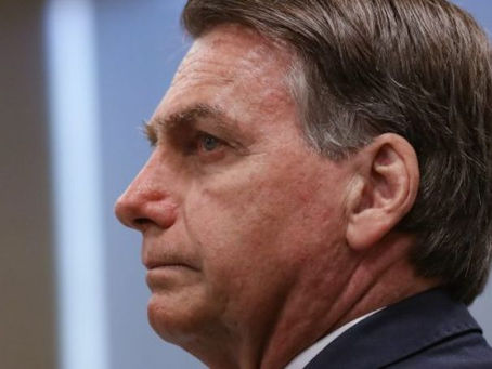TSE avalia hipótese de deixar Bolsonaro inelegível para 2022