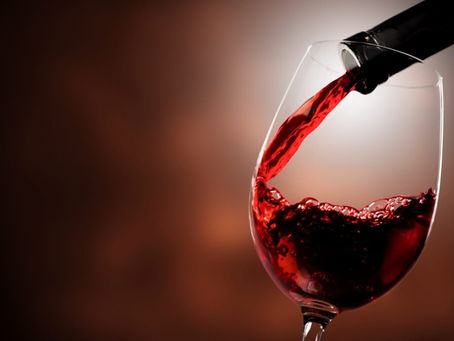Estudo revela que vinho pode ter ação protetora contra Covid-19