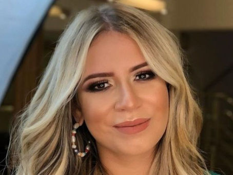 Corpo de Marília Mendonça chega a Goiânia para velório