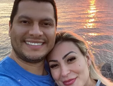 Andressa Urach volta à Igreja Universal: ‘reconheço meus pecados’