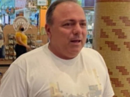 Pazuello é exonerado de Secretaria da Presidência, diz site