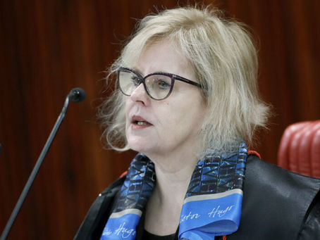 Rosa Weber dá 10 dias para Congresso explicar fundão de R$ 5,7 bi