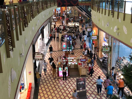 Governo do AM libera parques infantis, amplia horário de shoppings aos domingos e autoriza retomada 