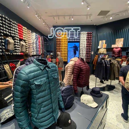 Product Becomes Store Concept