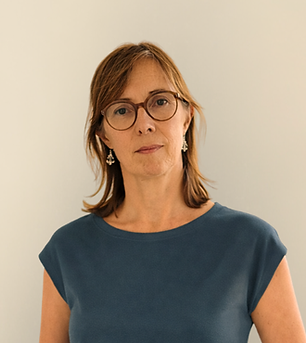 HR C Portrait (896 x 600 px).png