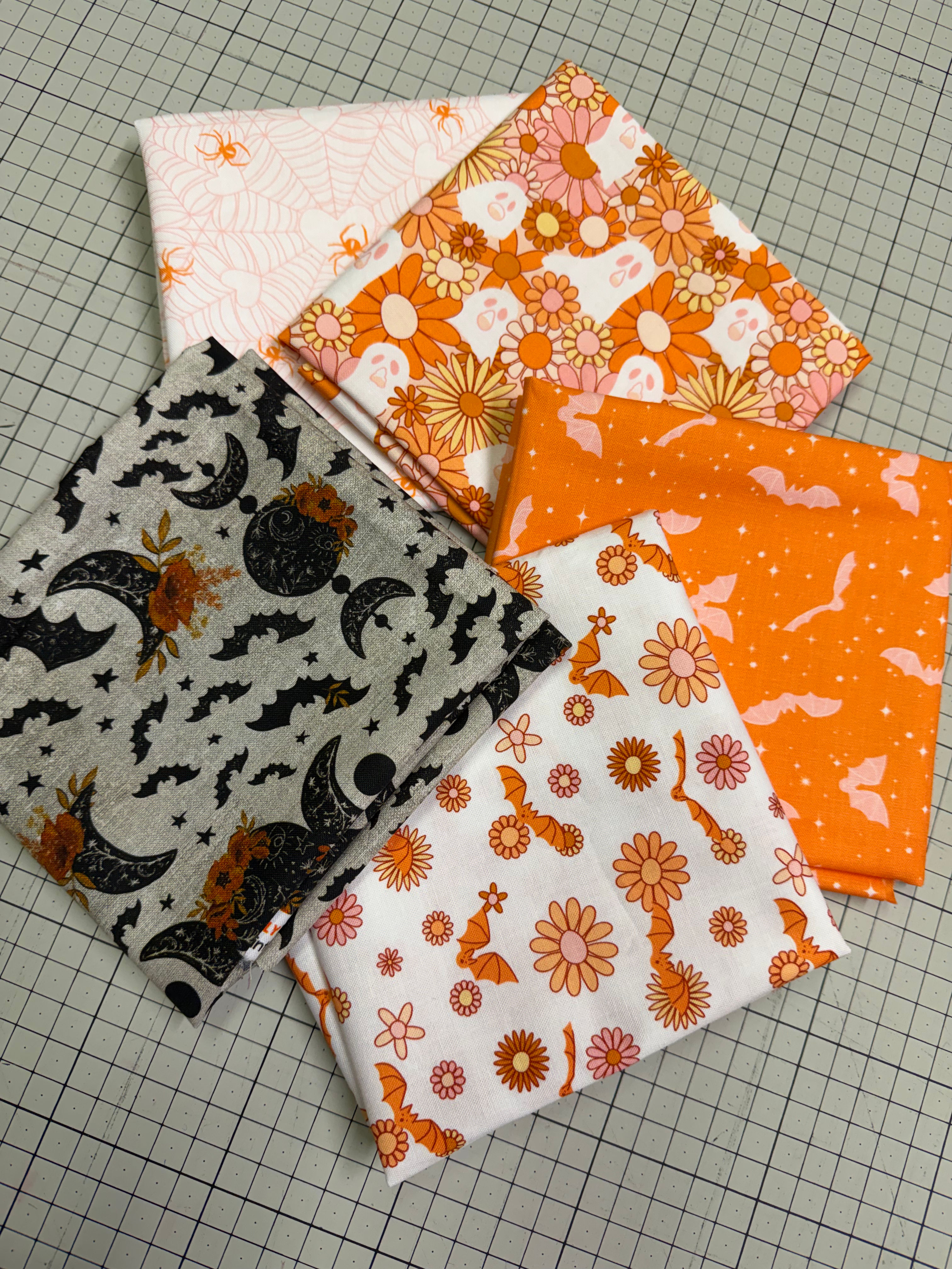 Wicked Ghostly Garden - Halloween fat quarter bundle