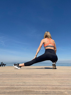 Non See through leggings by AEM Textile, a sportswear factory from Turkey. 