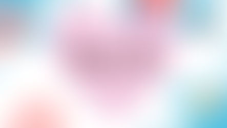 店内で客が贈り物やお菓子を受け取る様子のコラージュ。中央に空くじなし夏の抽選会、エステティックサロンKUMON、2026/7/05の案内文。