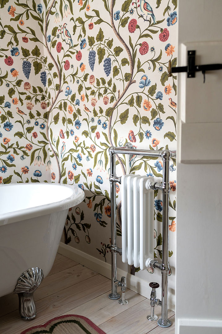 Louise_Booyens_Bathroom_with_Wallpaper.jpg