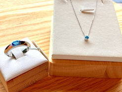 実り豊かに希望が広がる11月の誕生石