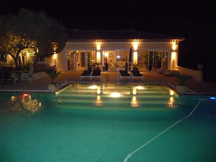 location villa avec piscine chauffée