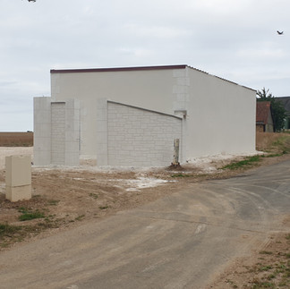 Après – Mur arrondi extérieur élégant, finition lisse, Rambouillet (Yvelines 78) – GDS Construction