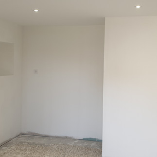 Après – Cuisine ouverte lumineuse avec carrelage effet – GDS Construction