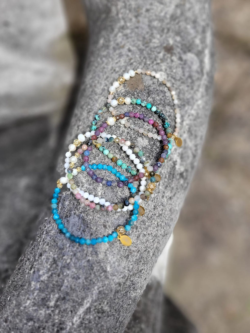 Thumbnail: TOUCH OF ANGELS BRACELET - Blue Apatite