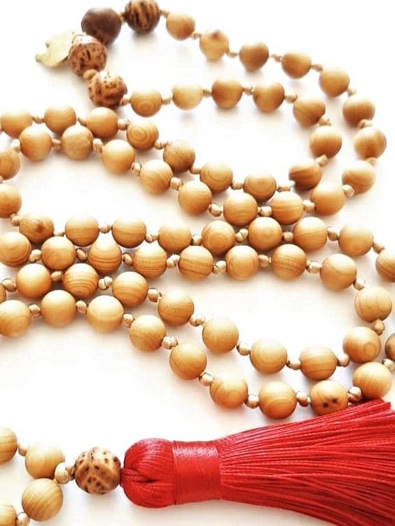 Thumbnail: JAPA MALA RED TASSEL