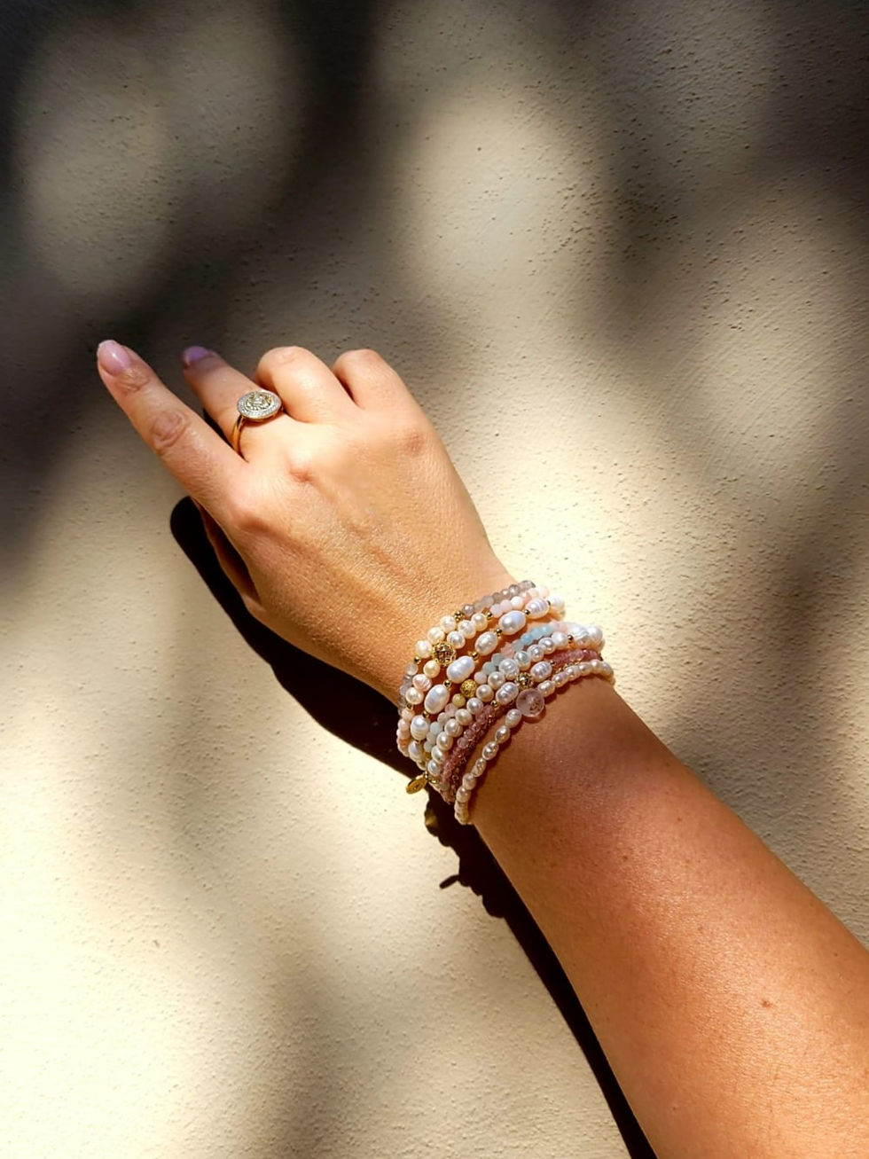 Thumbnail: TOUCH OF ANGELS BRACELET - Strawberry Quartz