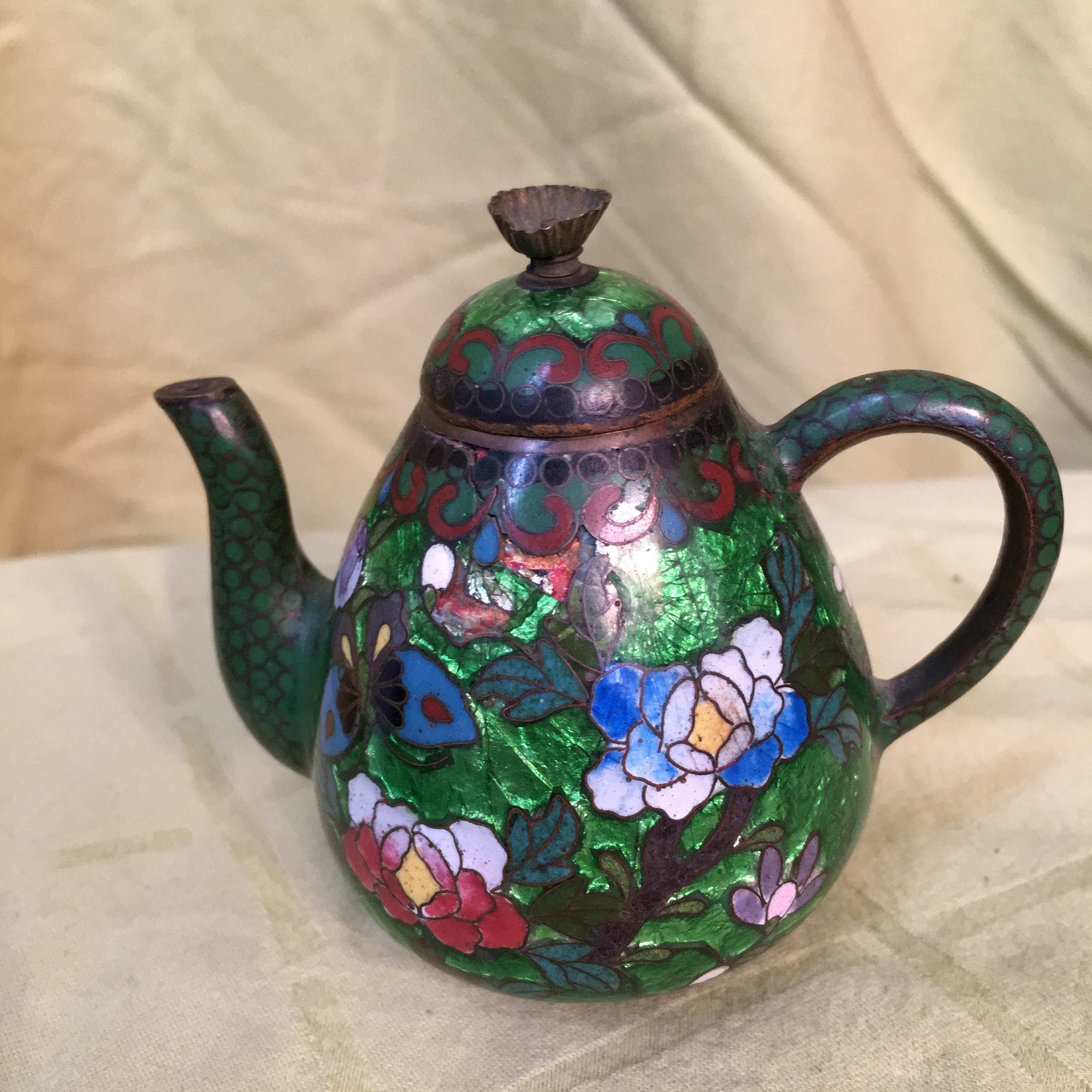Vintage Japanese teapot Cloisonné circa/1900 Meiji butterflies