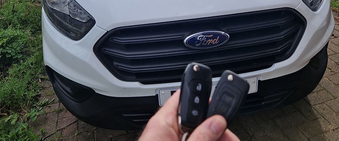 Ford_Transit_NK_edited_edited.jpg