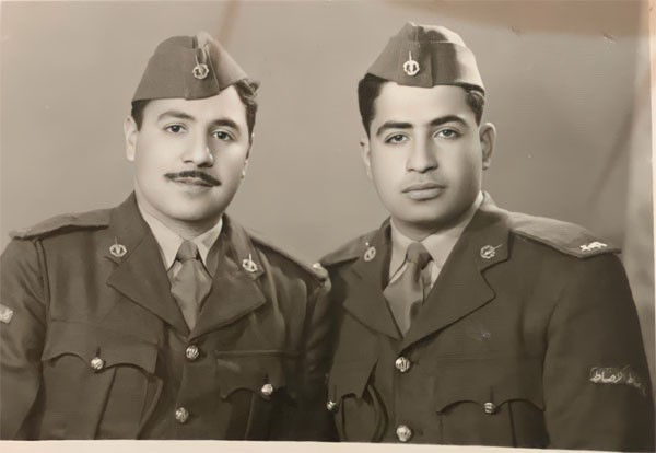 ضابطا في الخدمة1- العسكرية.jpg