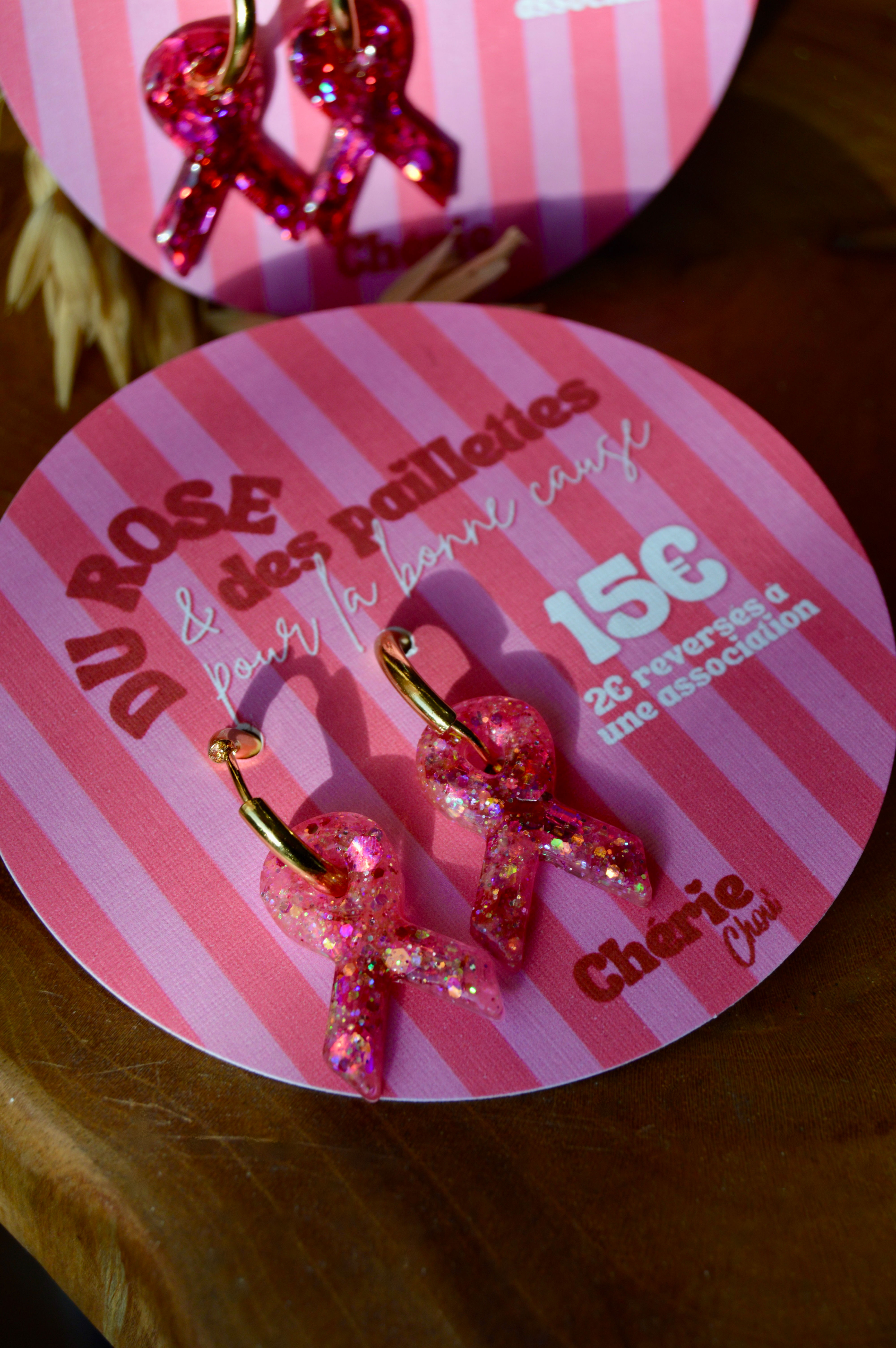Les Boucles d'oreilles "Octobre Rose"