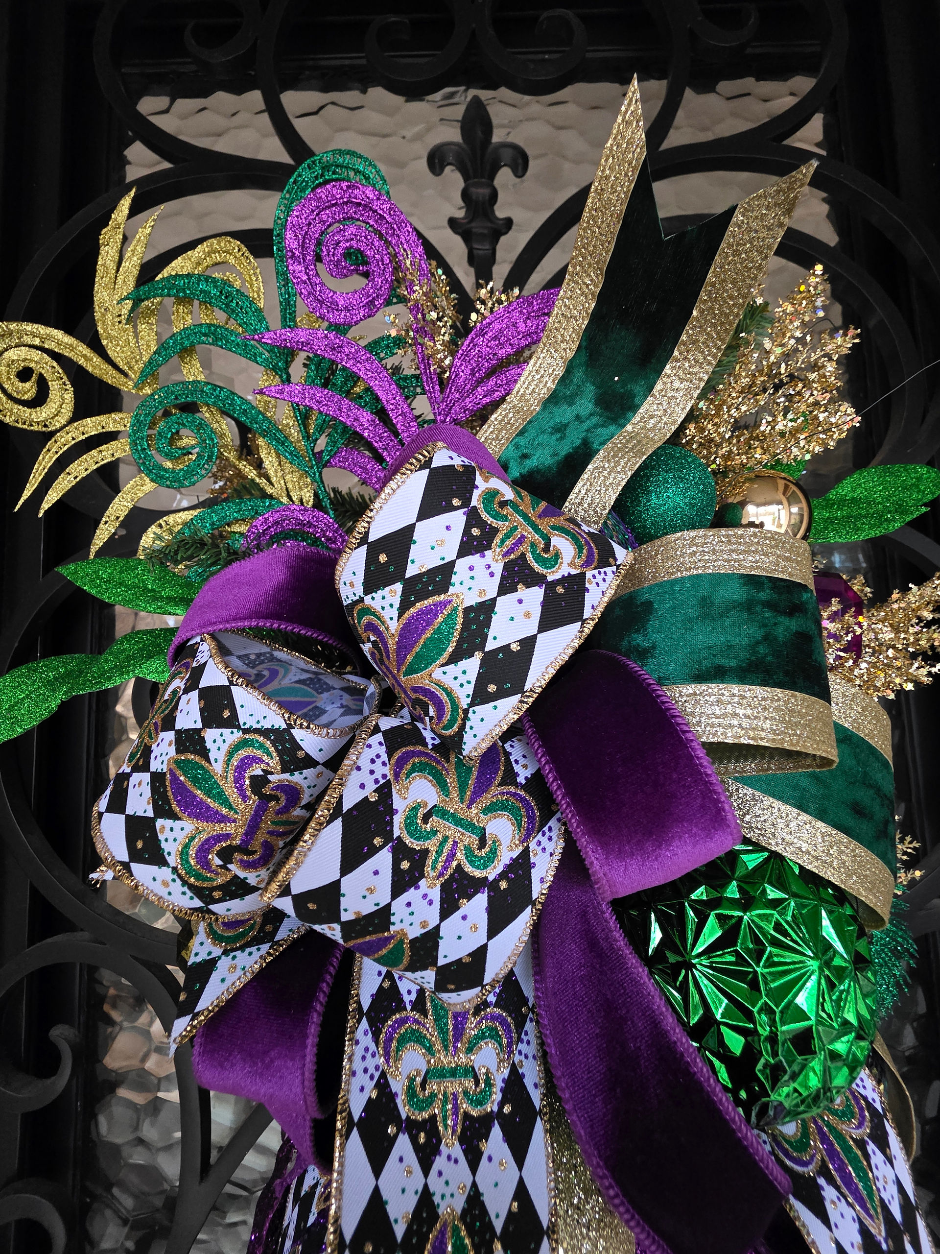 Handmade holiday wreath by Designs of a Creative Soul Pike Road Alabama