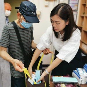 派發環保餐具