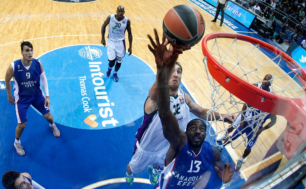 Anadolu_Efes_v_Unicaja_Malaga_24092014_TURKPIX_837284.jpg