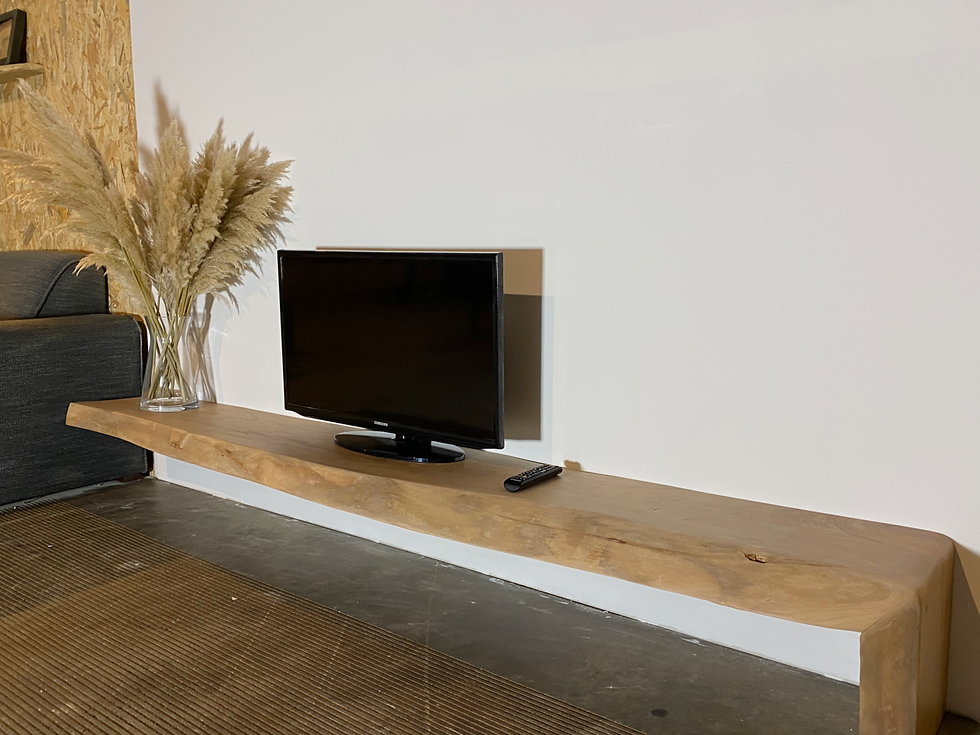 Thumbnail: Totaal beeld tv meubel boomstam