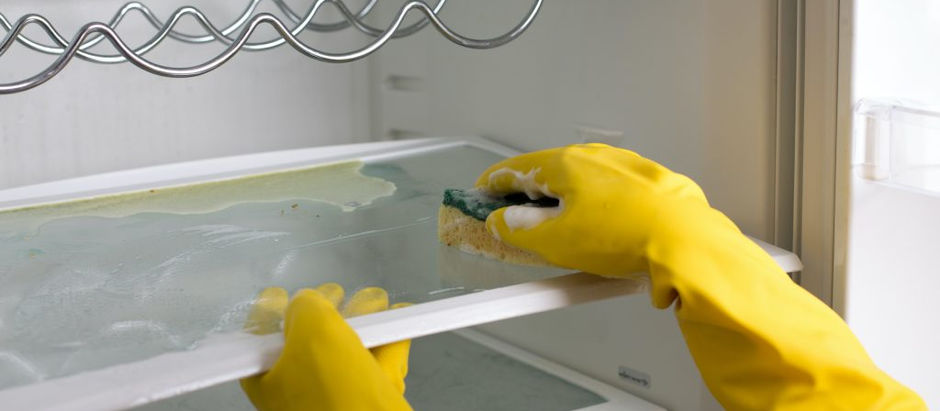 Giangennaro Cossilaffi: pulizia frigo