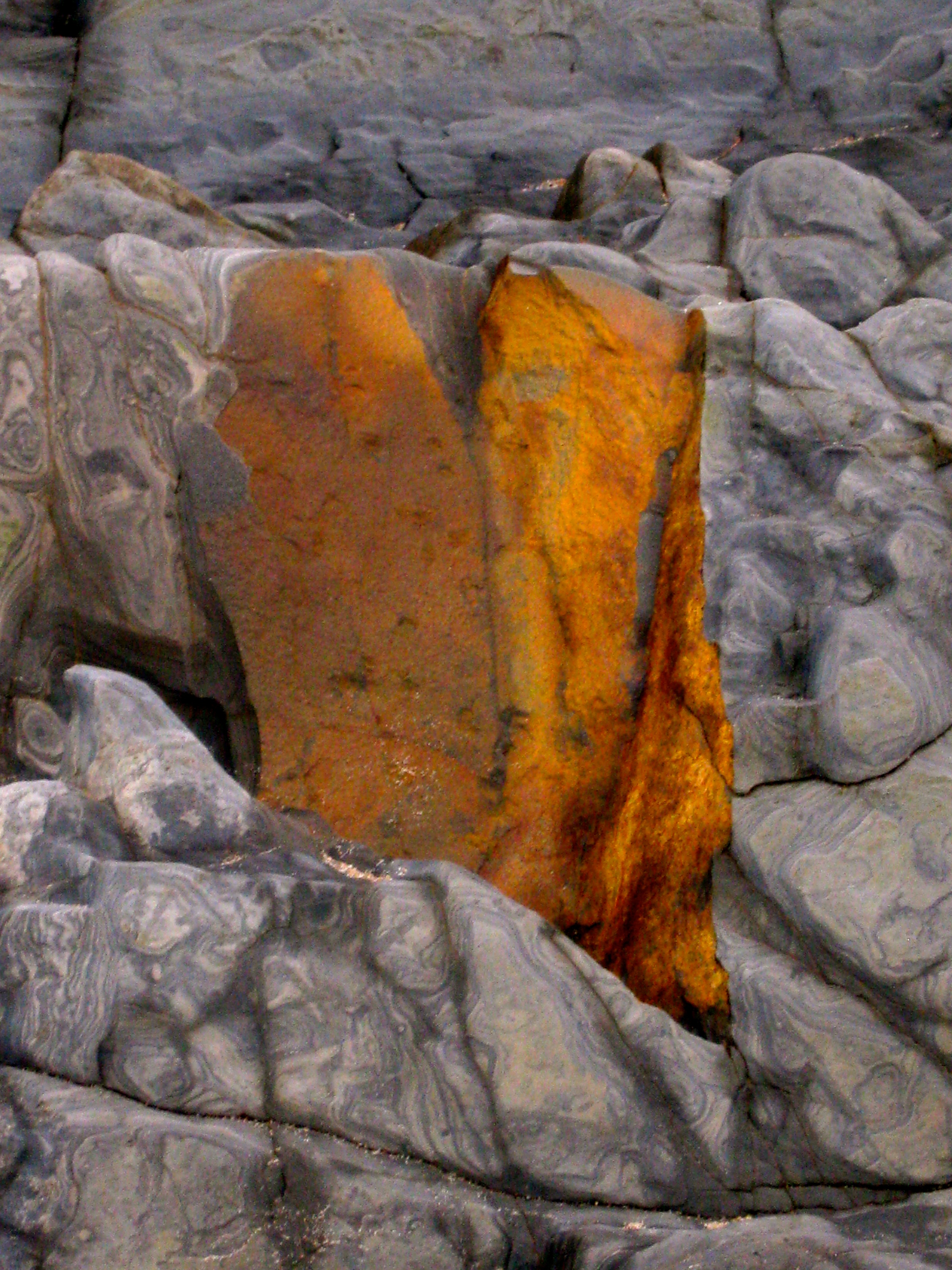 PESCADERO ROCKS