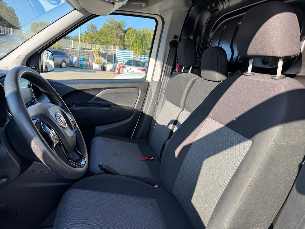 Miniatura: Fiat Doblo furgone CH1 3 posti 2021
