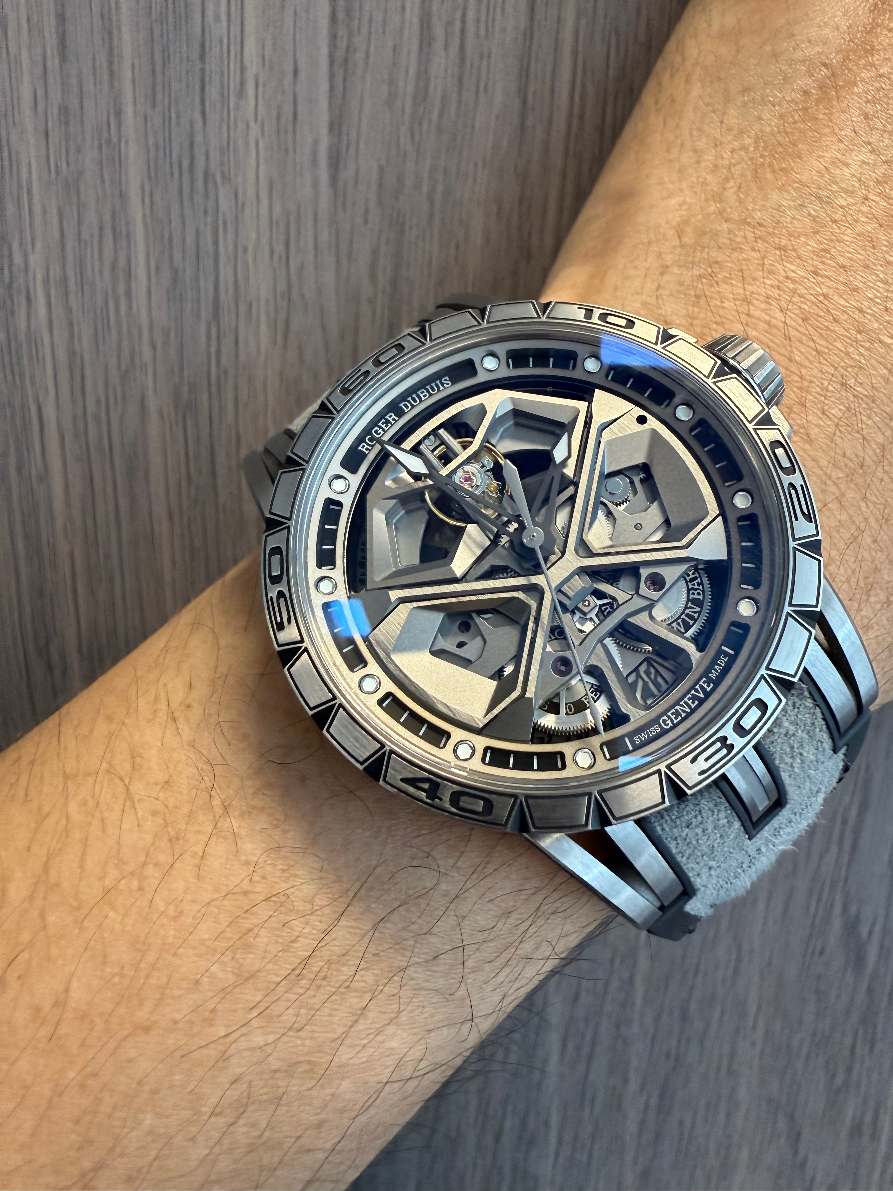Roger Dubuis Excalibur Huracan RDDBEX0748 Full Set 