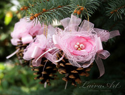 Pine Cones Christmas Ornament