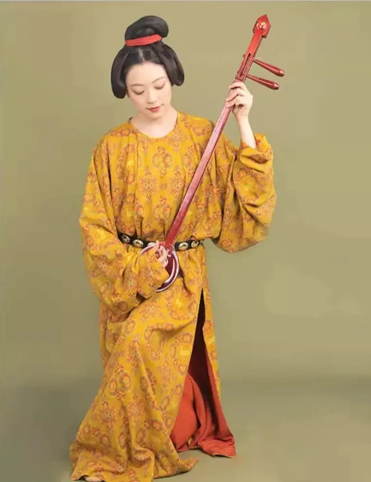 Woman in Yuanlingpao, reconstruction.webp