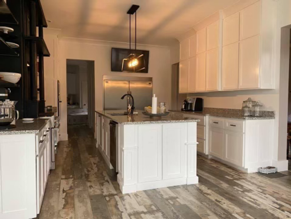Kitchens by B & P Construction 