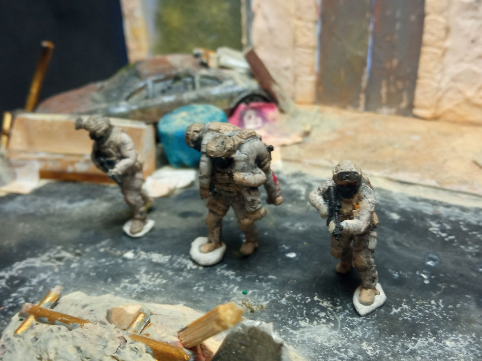 Miniatura: Marines USA Con Soldado, herido 1:72 REF :010