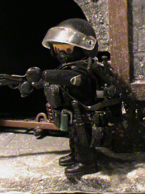 Miniatura: POLICIA ESP.(G.E.O.) (2015) REF-0174