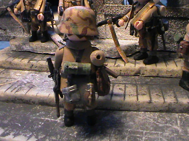 Miniatura: SUBOFICIAL WHERMACHT (FRONT ORIENTAL 1944-1945) REF-0560