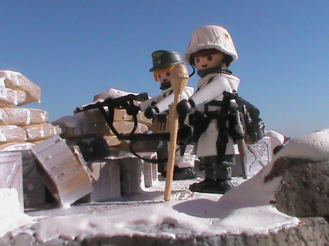 Miniatura: SOLDADO STURMBRIGADE (RUSSIA-1944) REF-0486