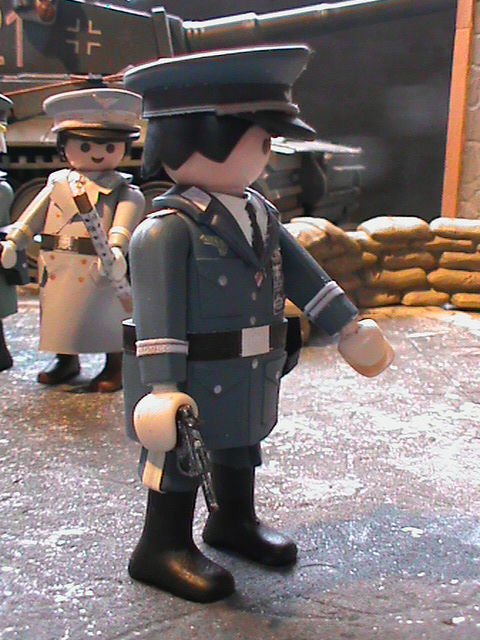 Miniatura: GENERAL H.JESCHONNEK JEFE DE ESTADO MAYOR LUFTWAFFE\SESION