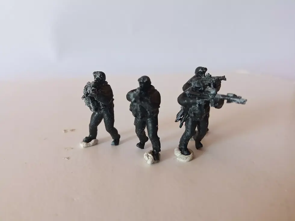 Miniatura: US NAVY SEALS 1:72 REF:011