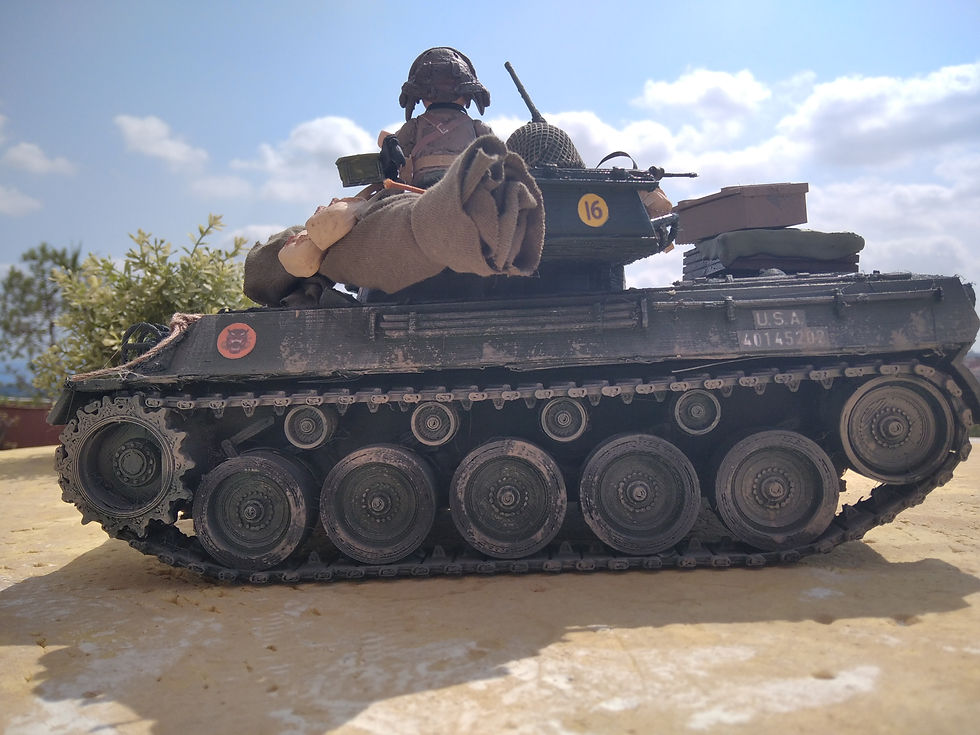 Miniatura: TANQUE US M18 HELLCAT +SUBOFICIAL (FRANCE-1944) REF-001