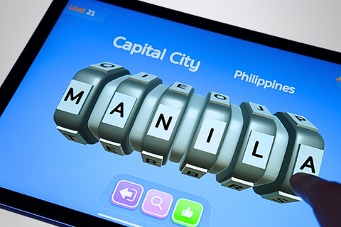 Close-upGameplay pic of Rotate Word Puzzle on tablet