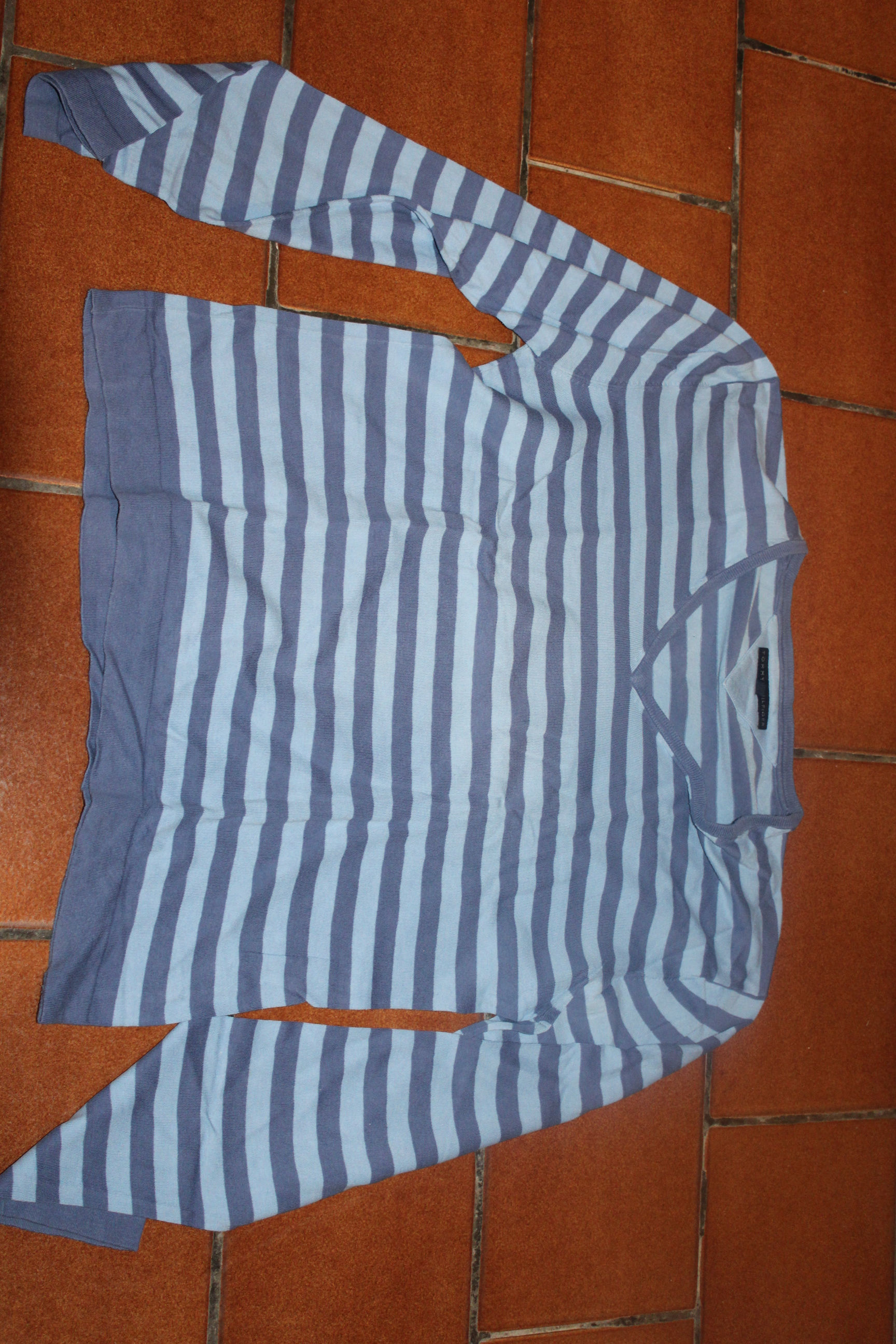 pull taille XL Tommy Hilfiger